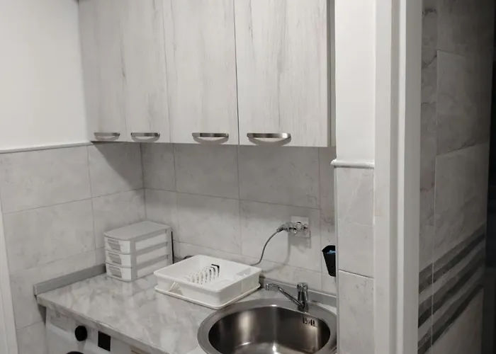 Lux Jugi Parking Public Free شقة *