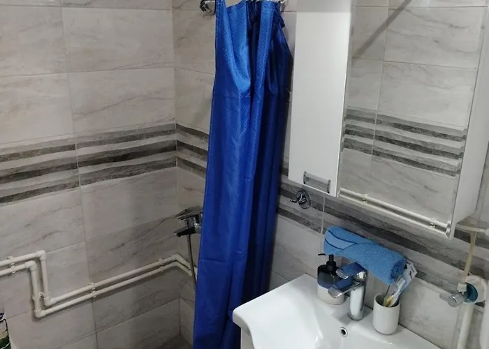 Lux Jugi Parking Public Free شقة نوفي بازار